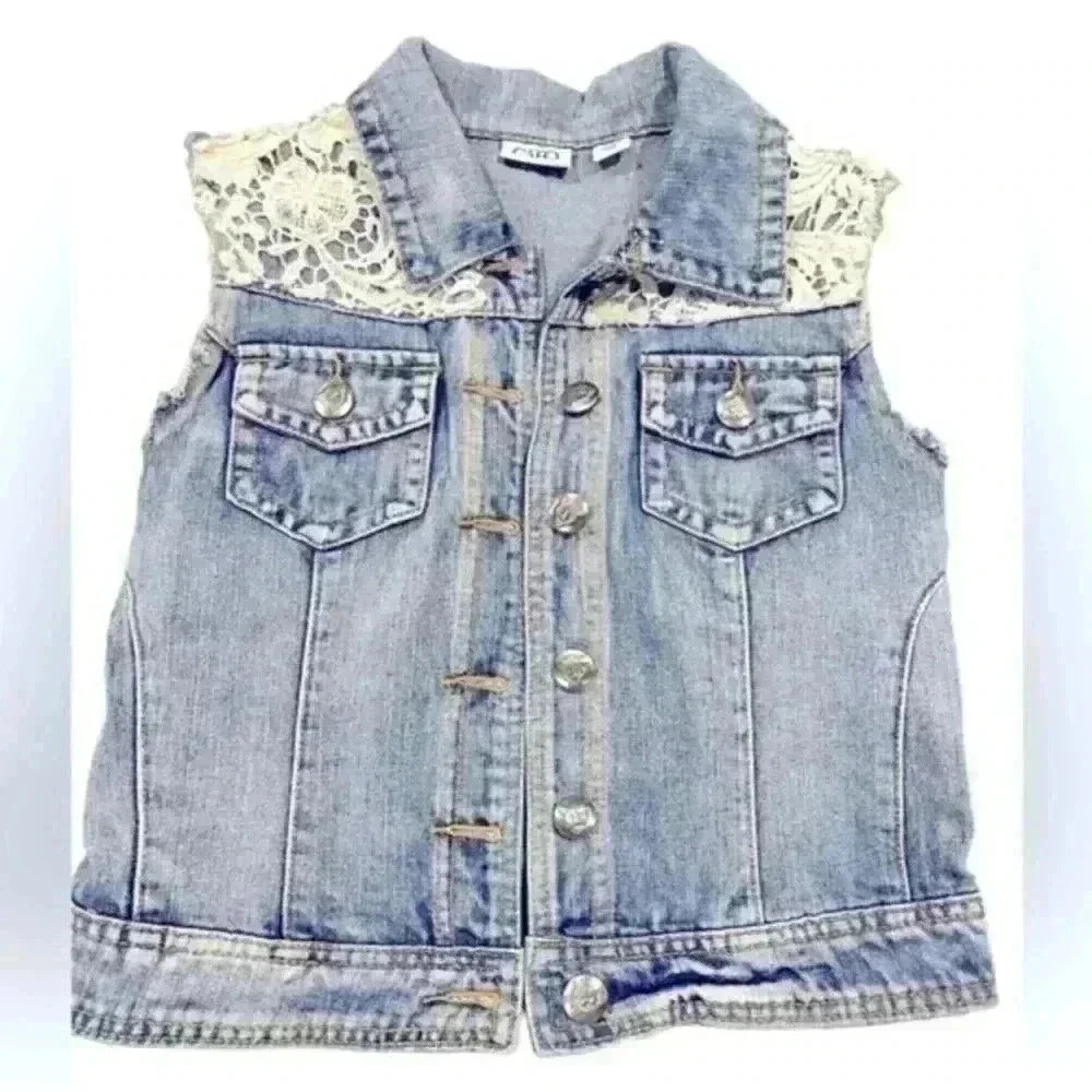 Cato Sleeveless Lace Trimmed Jean Vest Women’s Size Small - Picture 1 of 6